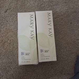 Mary Kay Botanical Effects Hydrate Cream 3 - Green and White Packaging